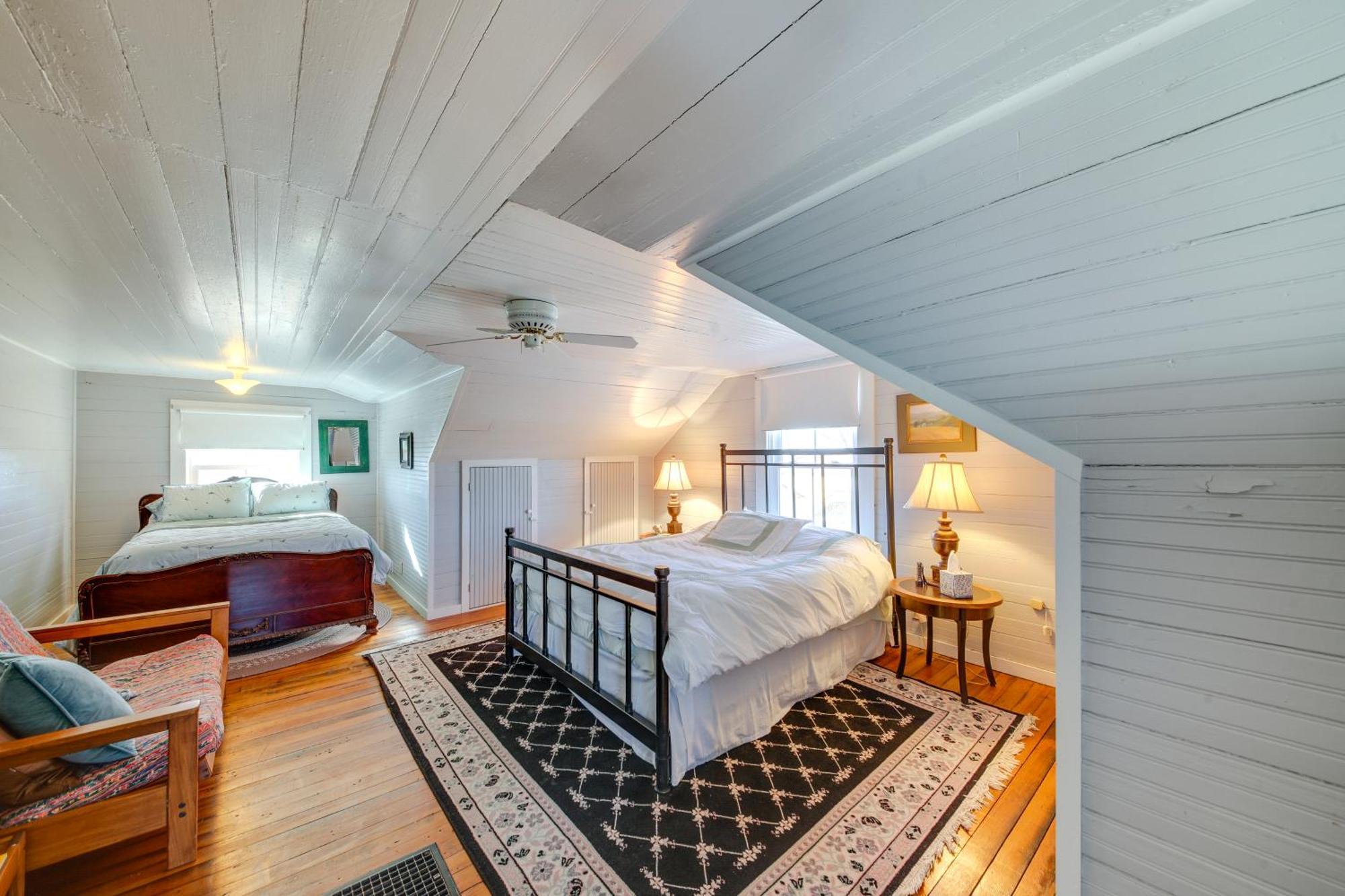 Cozy Augusta Home With Porch Walk To Katy Trail! Exterior photo