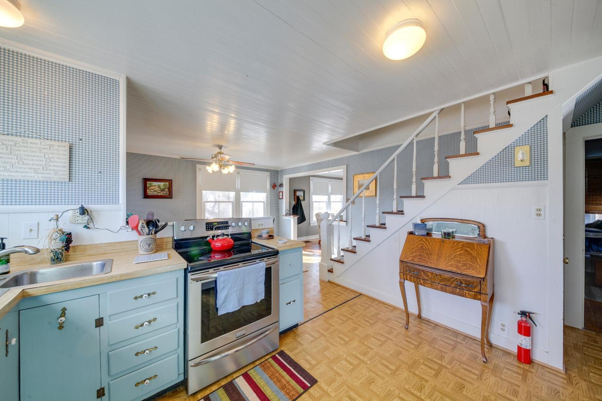 Cozy Augusta Home With Porch Walk To Katy Trail! Exterior photo